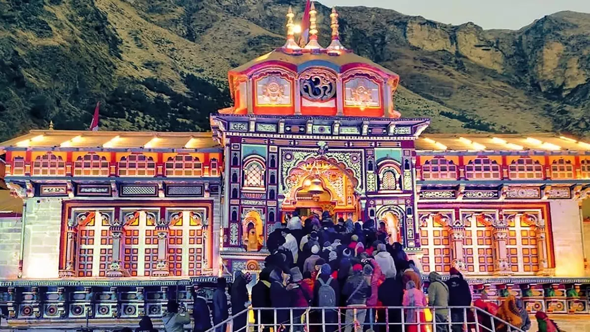 उत्तराखंड: बद्रीनाथ धाम के कपाट 18 नवंबर को होंगे बंद, चारधाम यात्रा का होगा समापन