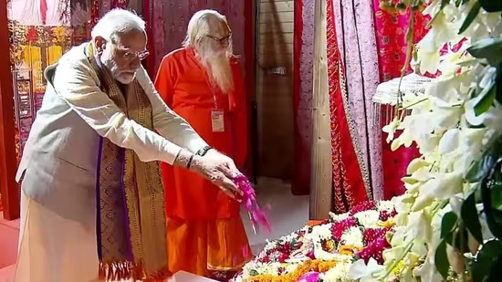 राम मंदिर का भव्य उद्घाटन: पीएम मोदी राम लला को सोने से बने सिंहासन पर करेंगे विराजमान