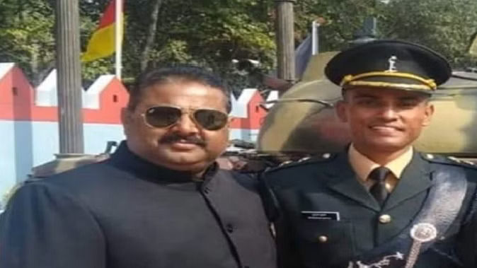 उत्तर प्रदेश: जम्मू-कश्मीर में शहीद हुए सैनिक कैप्टन शुभम को सीएम योगी ने दी श्रद्धांजलि, 50 लाख की आर्थिक मदद की घोषणा