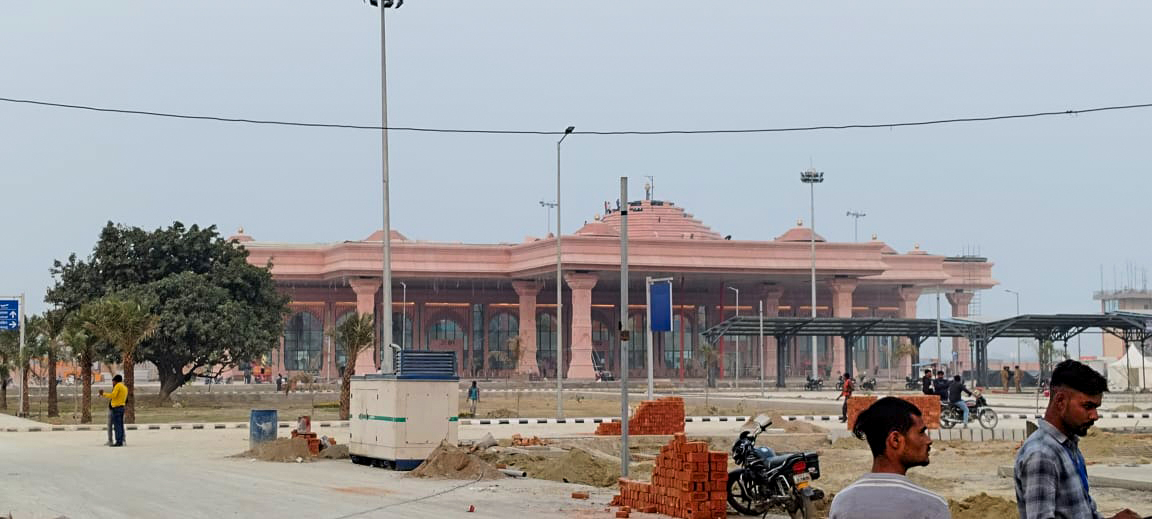 अयोध्या रेलवे स्टेशन का बदला स्वरूप, मंदिर उद्घाटन से पहले रेलवे स्टेशन का नवीनीकरण