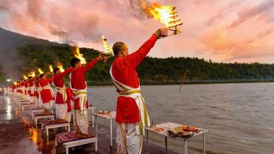 वाराणसी: दशाश्वमेध घाट पर ‘गंगा महा आरती’ के साथ राम मंदिर प्रतिष्ठा का मनाया जाएगा जश्न
