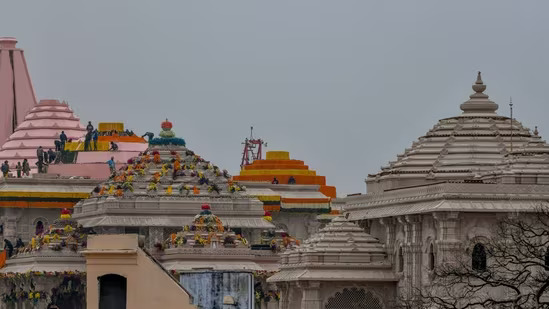 सरकार ने मीडिया, सोशल मीडिया प्लेटफॉर्मों से राम मंदिर कार्यक्रम पर झूठी सामग्री फैलाने के खिलाफ दी चेतावनी