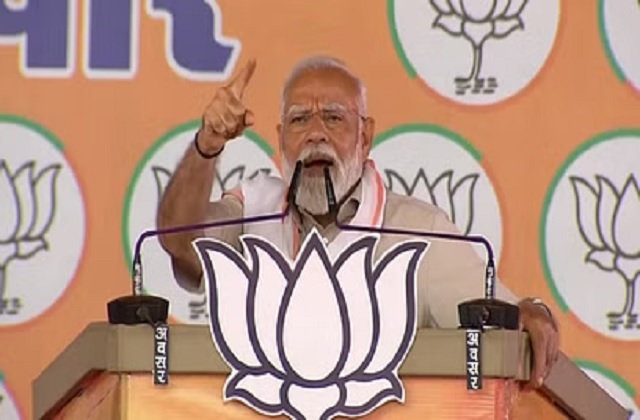 Lok Sabha Elections: ‘भारत माता की जय’ के साथ पीएम मोदी ने पीलीभीत में रैली की करी शुरुआत, नीयत सही तो नतीजे भी सही