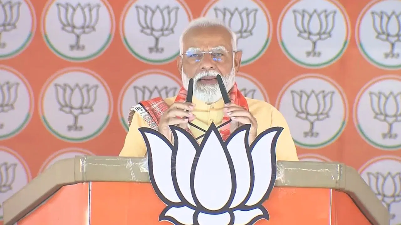 पीएम मोदी की बस्ती रैली: ‘इंडी गठबंधन वाले प्रभु श्रीराम को फिर से टेंट में भेजना चाहते हैं’