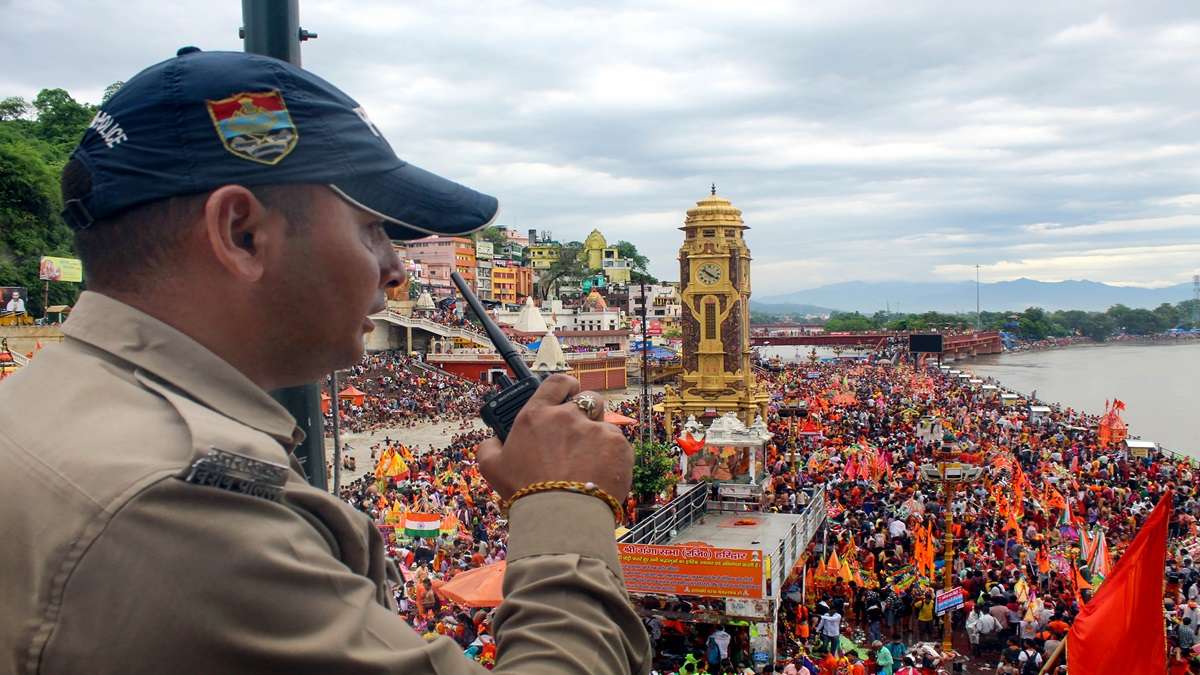 कांवर यात्रा के लिए नया नियम: कांवर मार्ग पर दुकान लगाने से पहले बतानी होगी पहचान, देहरादून पुलिस की घोषणा