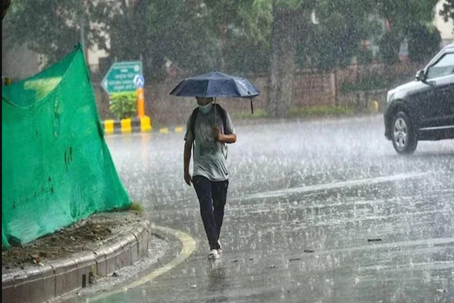 Rain in UP: यूपी के 30 जिलों में भारी बारिश का अलर्ट, बीते 24 घंटों में यहां जमकर बारिश