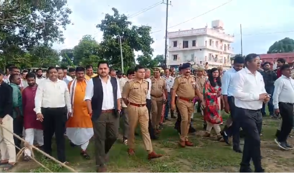 Sonbhadra News: सोन नदी खतरे के निशान से 44 सेमी ऊपर, प्रशासन अलर्ट, डीएम-एसपी ने किया औचक निरीक्षण