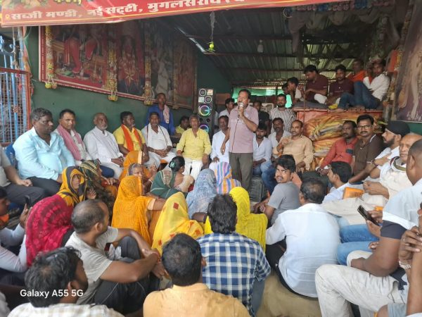 पंडित दीनदयाल उपाध्याय नगर: 20 साल से मंडी और वेंडिंग जोन की मांग, फल-सब्जी कारोबारियों ने दी 18 सितंबर से हड़ताल की चेतावनी